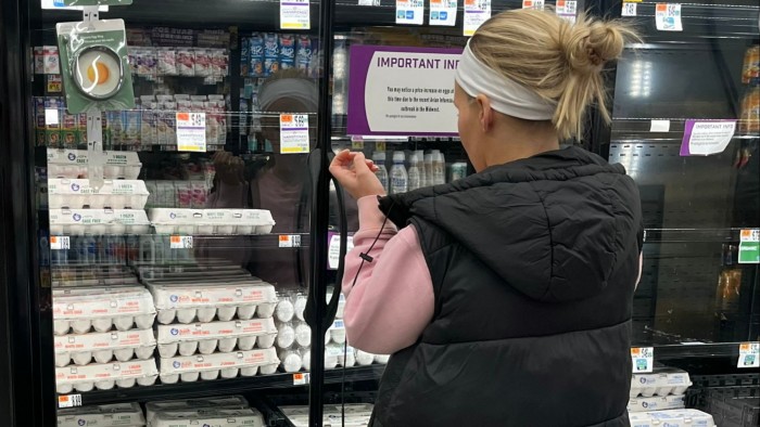 US consumer sentiment tumbles as long-term inflation expectations hit 32-year high