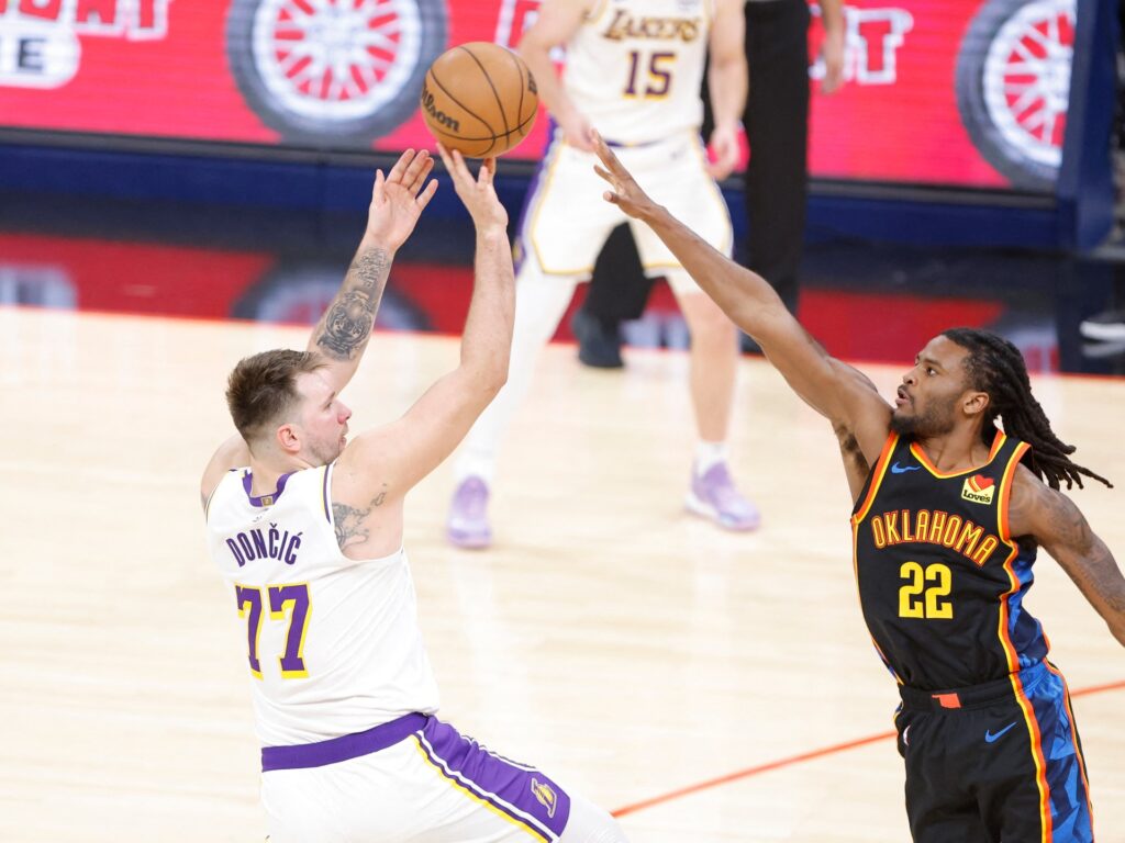 Luka Doncic scores 30 as Lakers win against Thunder | Basketball News