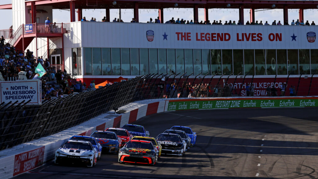 NASCAR All-Star Race preview: Favorite, underdog, top storylines