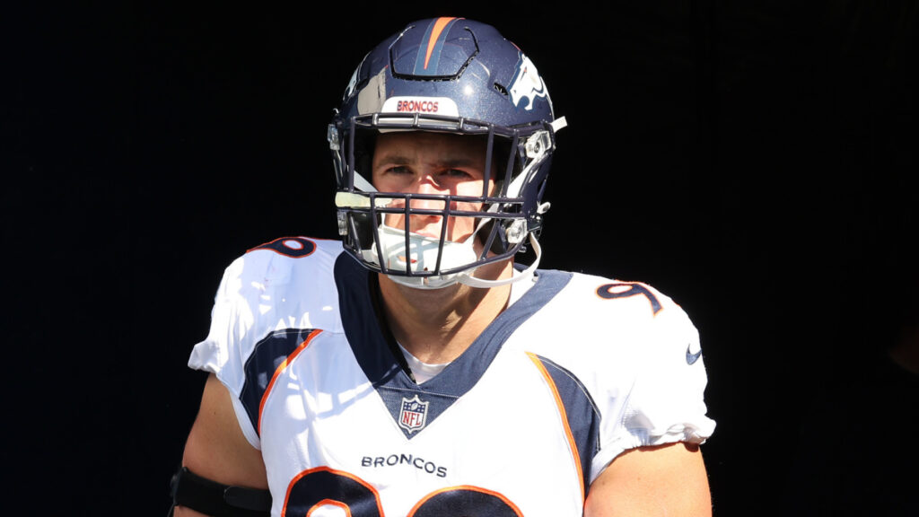 Broncos work not done after extending standout DE Zach Allen