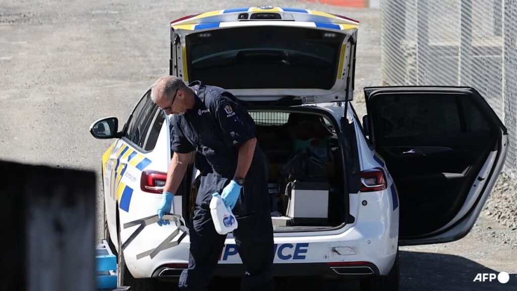 New Zealand fugitive father killed in shootout with police