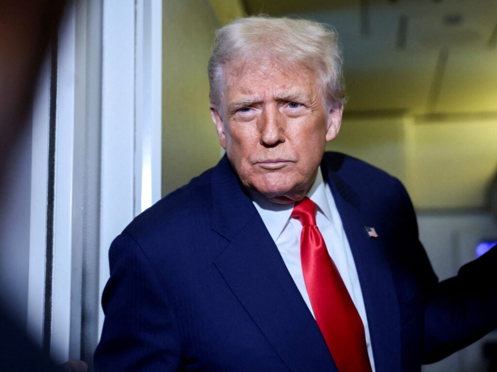 Trump calls for Senate to scrap filibuster tactic to end the gov’t shutdown | Donald Trump News