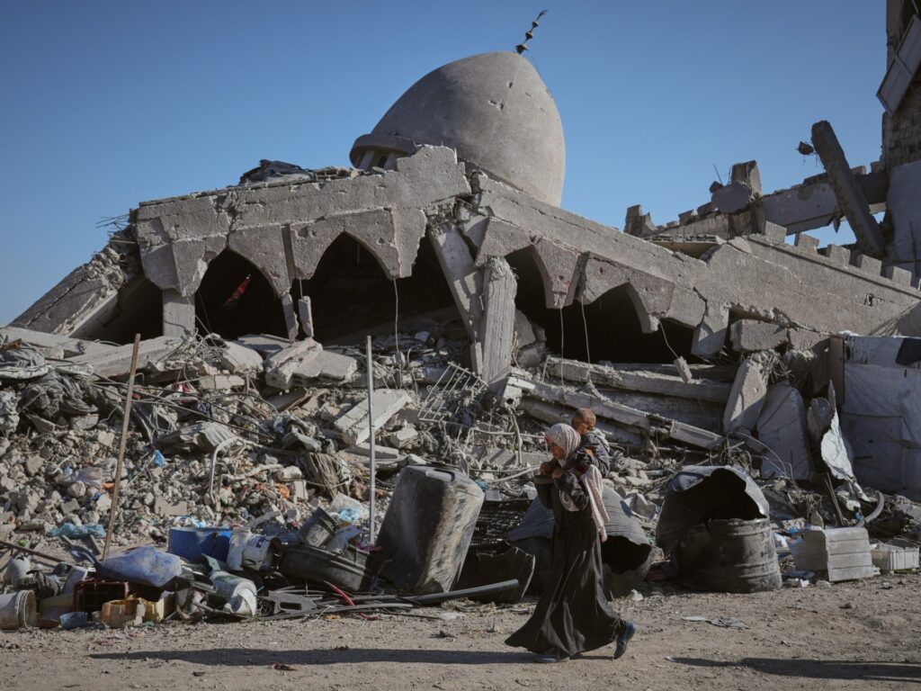 Unexploded Israeli bombs threaten lives as Gaza clears debris, finds bodies | Israel-Palestine conflict News