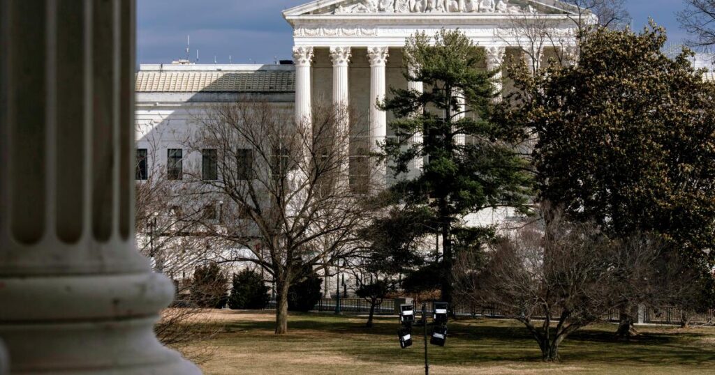 If drug users lose their gun rights, alcohol drinkers should too