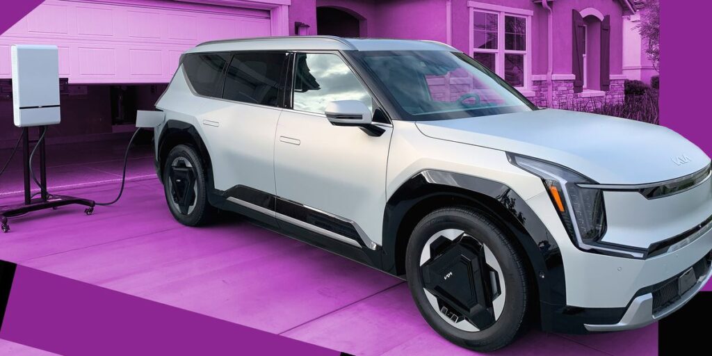 In Menifee, EVs Keep Homes Lit at Night