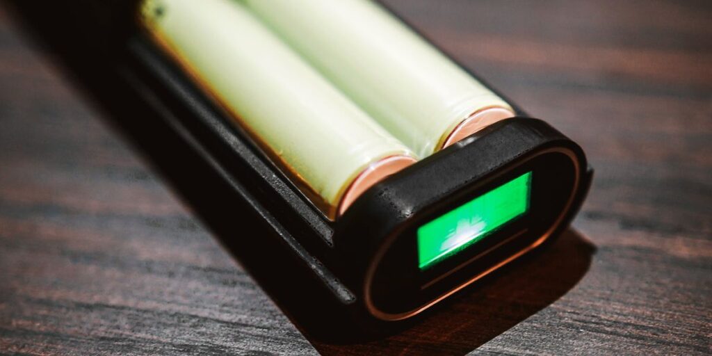 Counterfeit Lithium-Ion Batteries Infiltrate Market