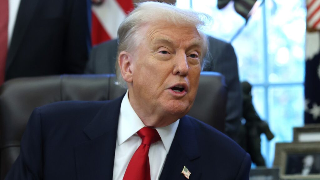 Trump is ‘committed’ to $2,000 tariff dividend payments, White House says