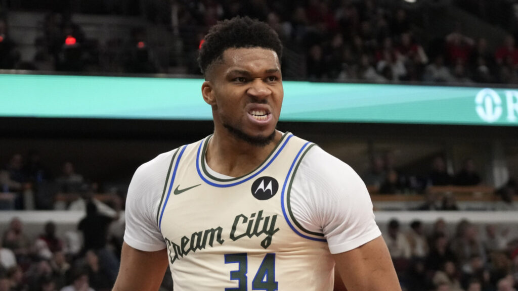 Antetokounmpo makes last ditch ‘wake-up call’ attempt amid trade rumors