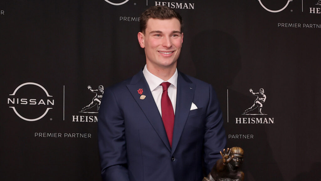 Fernando Mendoza gives Indiana its first Heisman Trophy winner