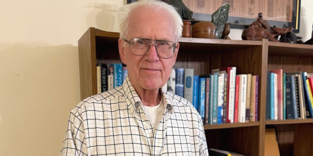 In Memoriam for Engineering Educator Lyle Feisel