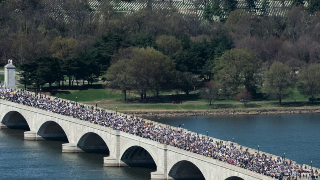 Anti-Trump ‘No Kings’ rallies pop up in thousands of US cities