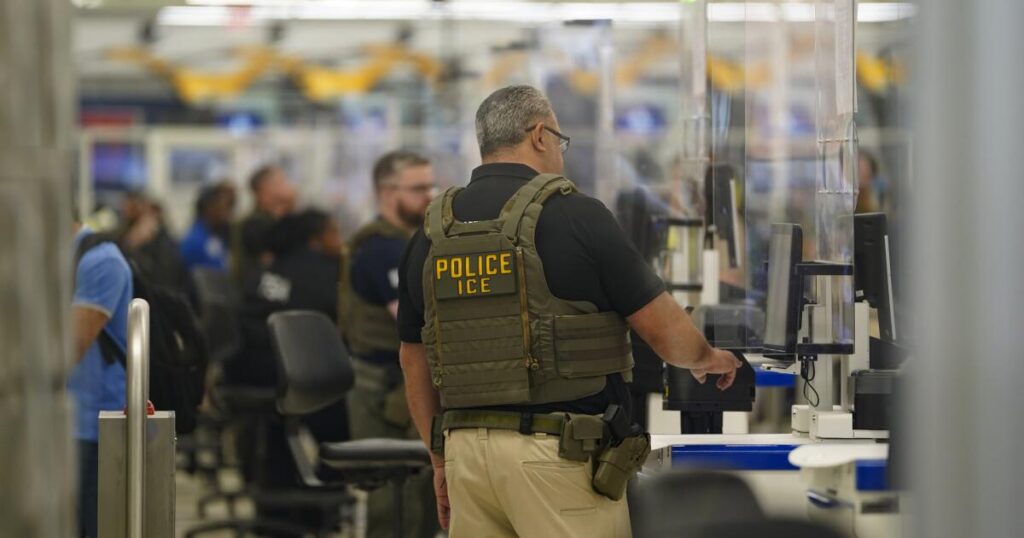 Column: The TSA is too important to be turned into a political pawn