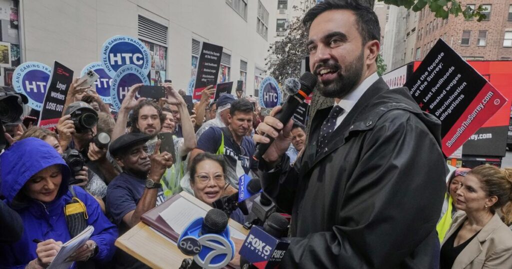 Column: Republicans fearing a midterm rout revive Islamophobia as political strategy