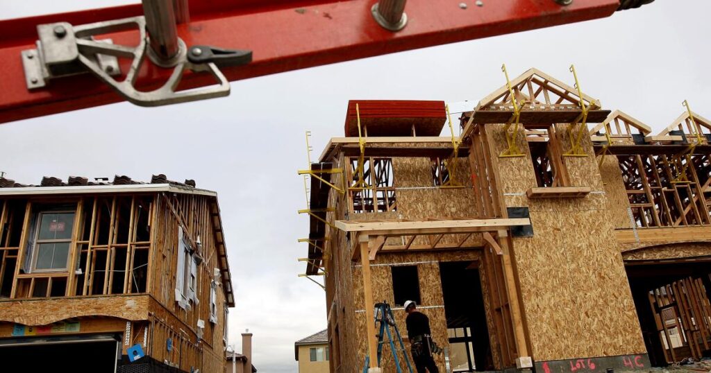 Contributor: Rent algorithms aren’t the issue. California just needs more housing