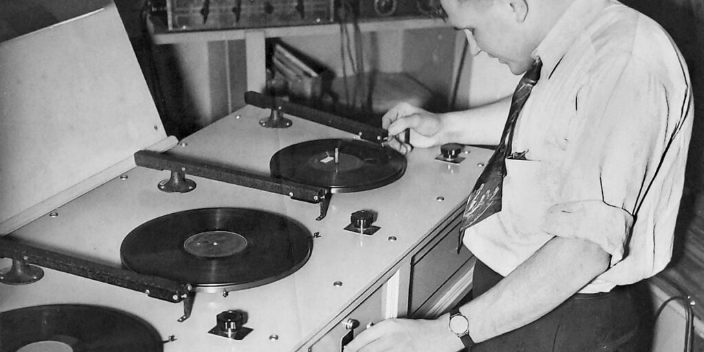 Remembering Devoted IEEE Volunteer Gus Gaynor