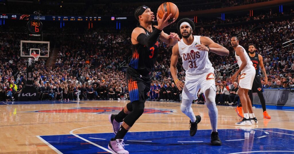 Knicks move two wins from the NBA Finals with 109-93 victory over the Cavs | Basketball News