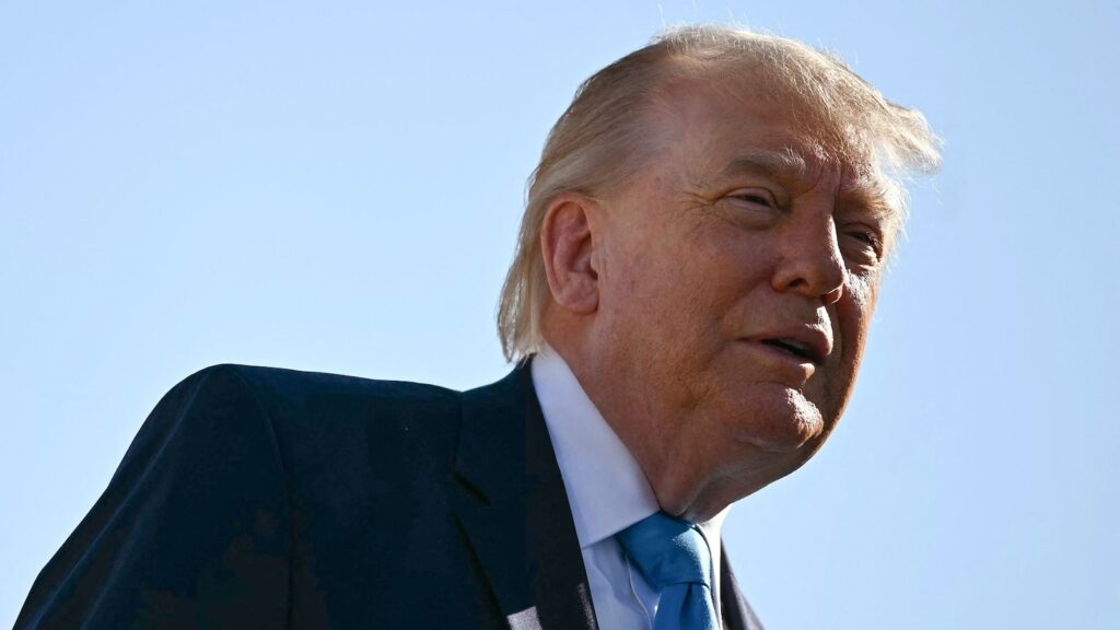 Judge orders Trump administration to comply with Presidential Records Act