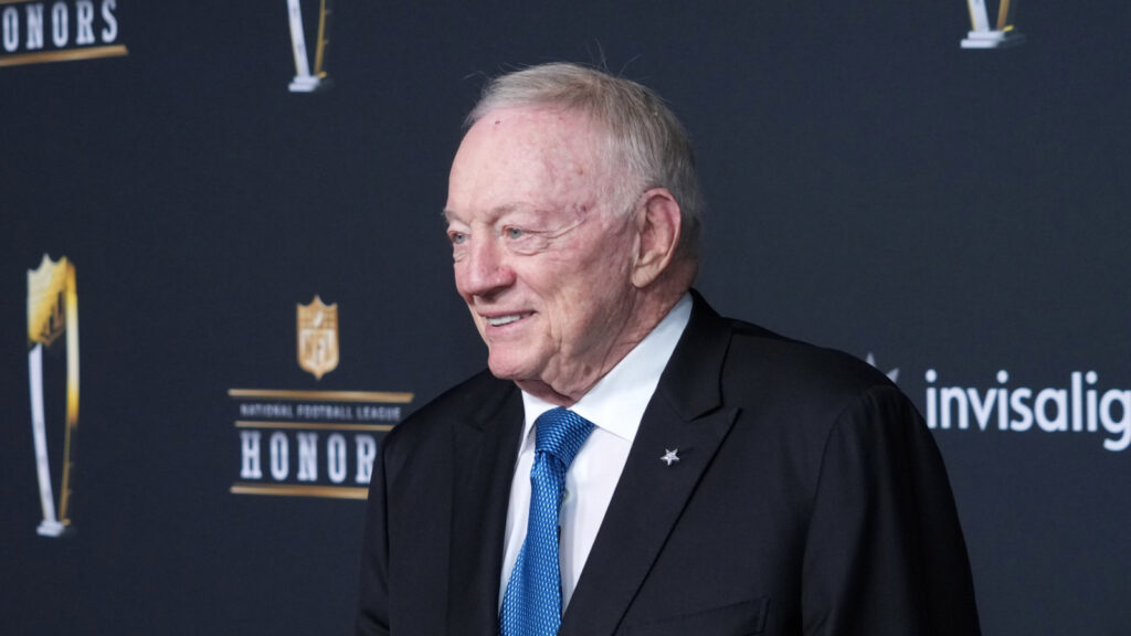 Jerry Jones doubles down on controversial George Pickens idea