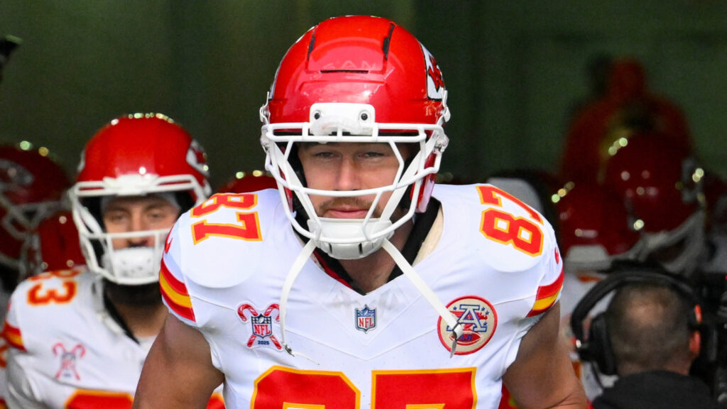 Kelce defends ‘classy’ beer chug at Game 3 of Knicks-Cavaliers ECF