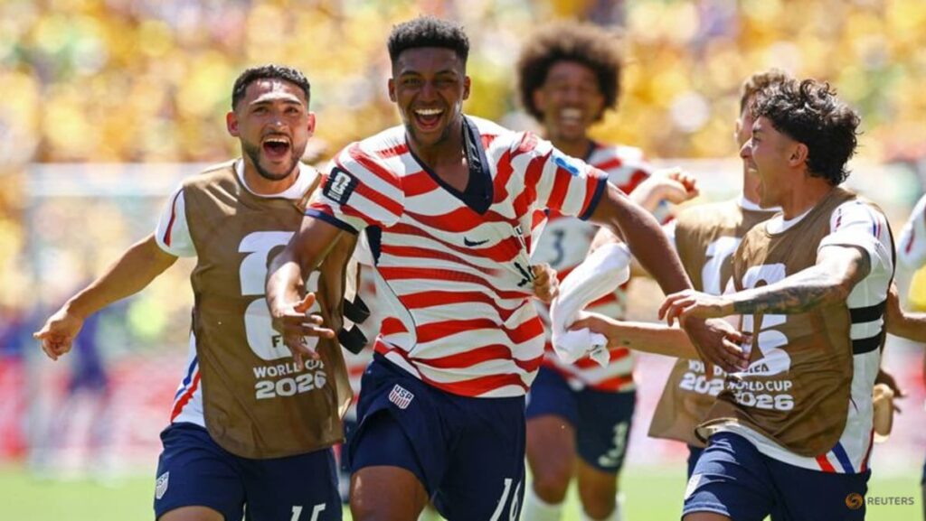 US advance to World Cup round of 32 with dominant 2-0 win over Australia