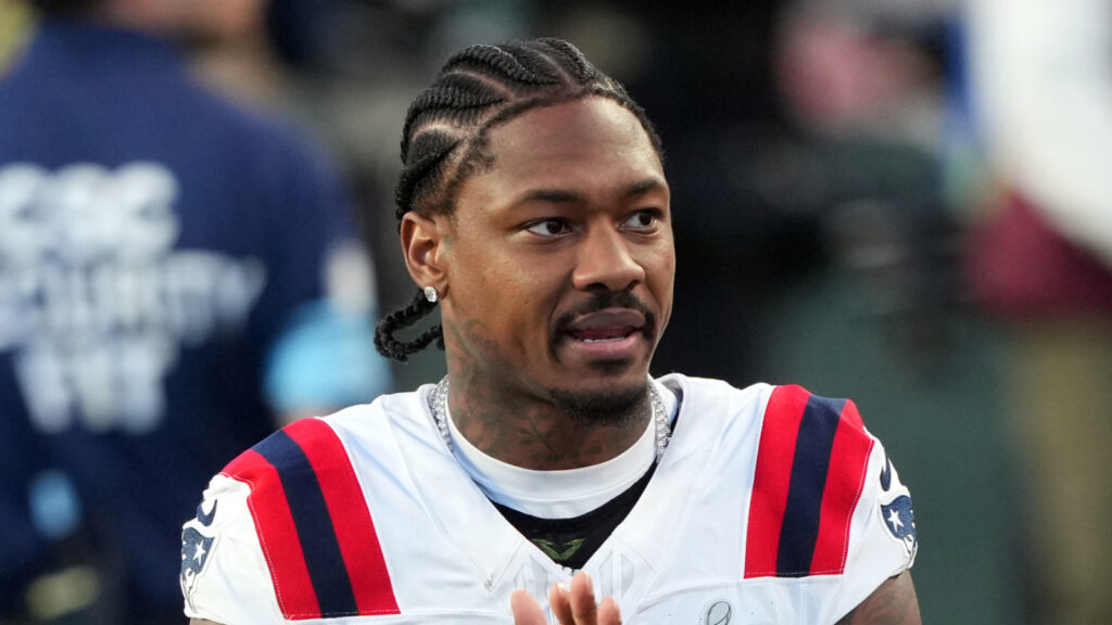 Insider links Stefon Diggs with intriguing team