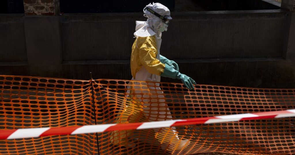 Contributor: U.S. should help contain Ebola outbreak, not aggravate the crisis