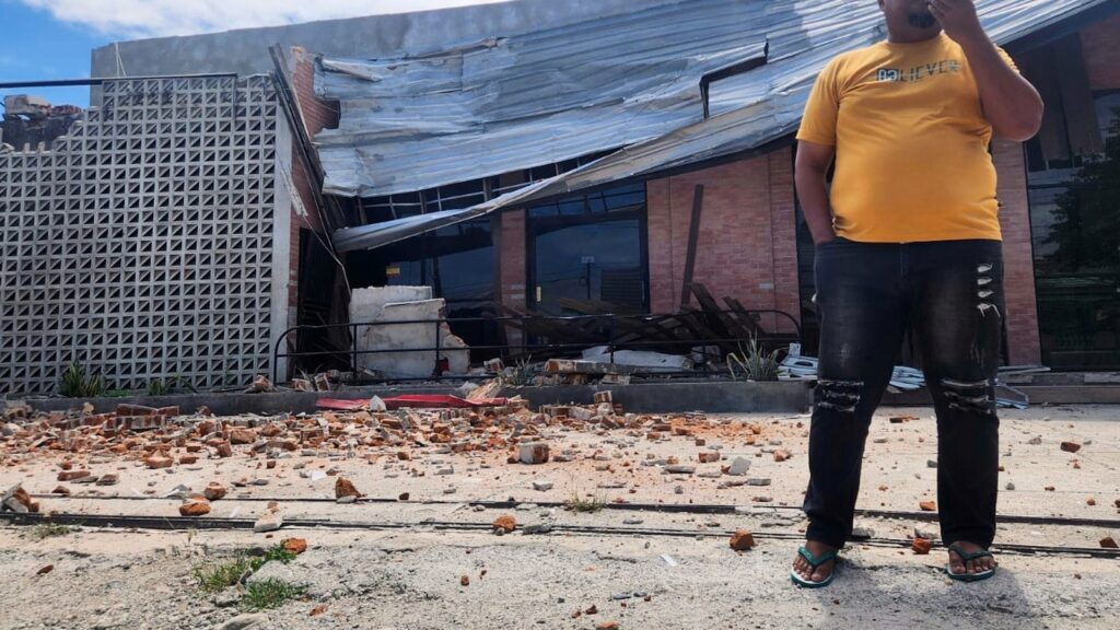 6.7 magnitude earthquake shakes part of Indonesia