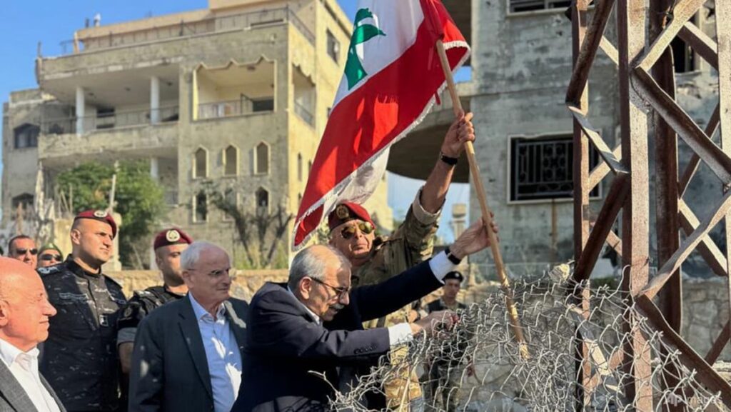 Lebanon PM says Beirut working for ‘complete Israeli withdrawal’
