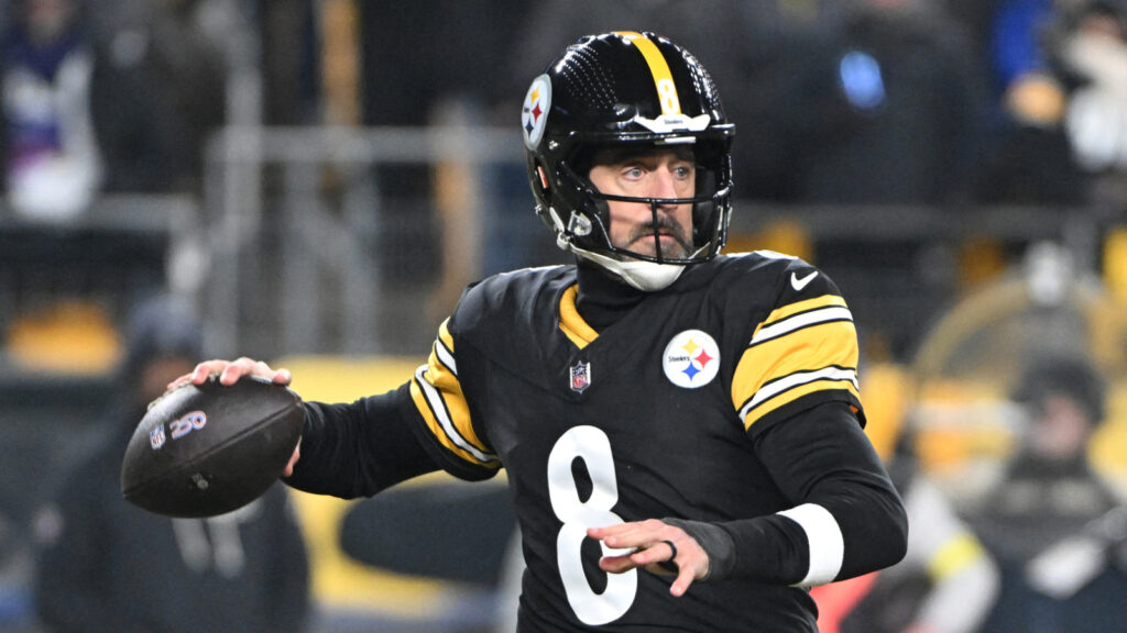 Aaron Rodgers hit with warning before Steelers’ upcoming season