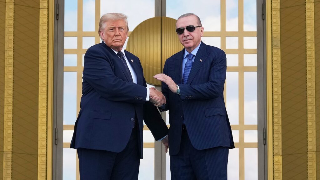 Trump says he’ll consider giving Turkey F-35 jets, adds that US will lift sanctions