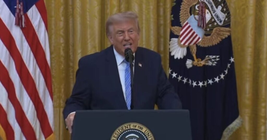 Trump Announces Release of DHS Investigation Showing Nearly 300,000 Foreigners Are Illegally Registered to Vote – DHS Says They Found 400,000 DEAD Voters * The Gateway Pundit * by Jordan Conradson