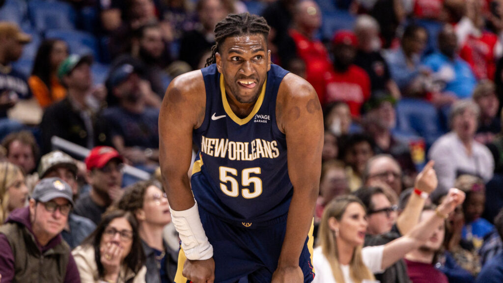 Lakers are signing a three-time NBA champion