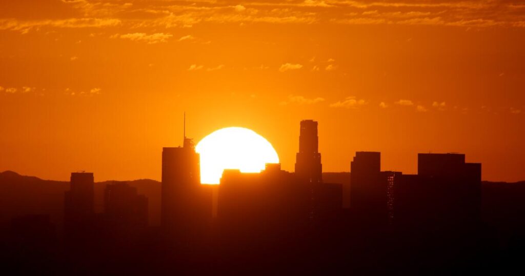 Contributor: Air conditioning alone won’t save us from killer heat