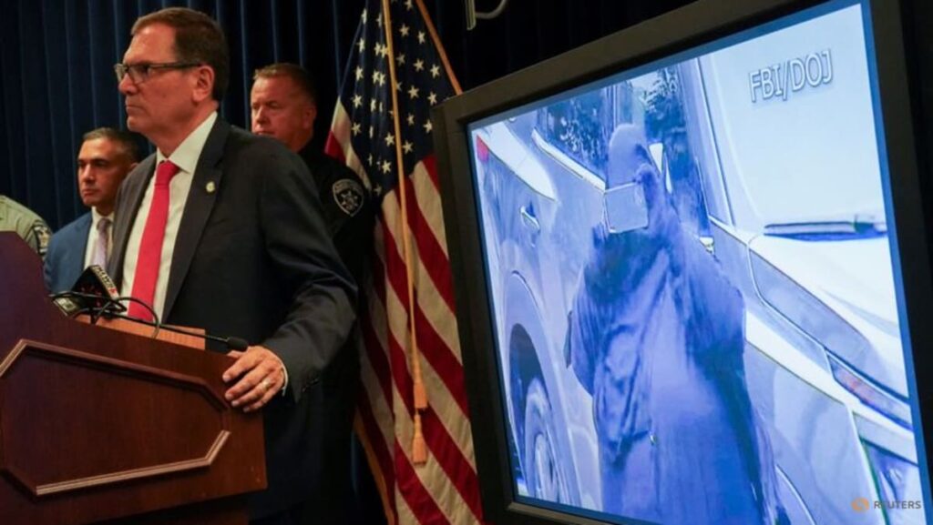 US charges woman with IS-inspired plot to blow up New York State Capitol