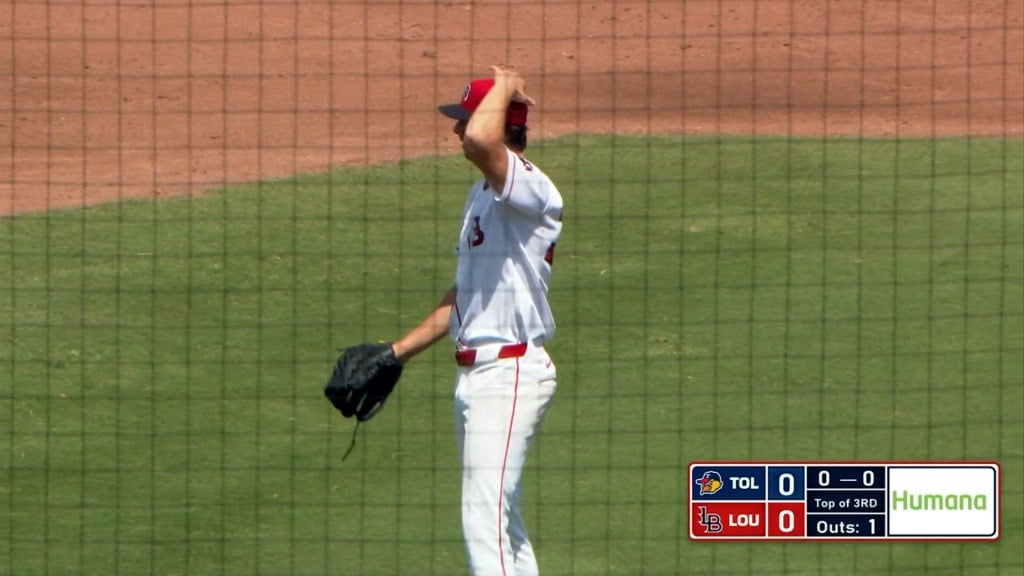 Williamson Strikes Out Two | Headlines Plus