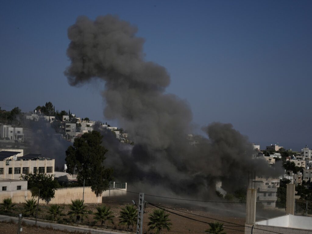 Israeli raids, demolitions continue as UN warns West Bank at breaking point | Occupied West Bank News