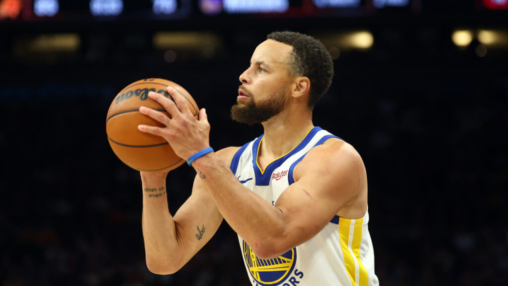 Warriors GM gives definitive take on Stephen Curry’s future