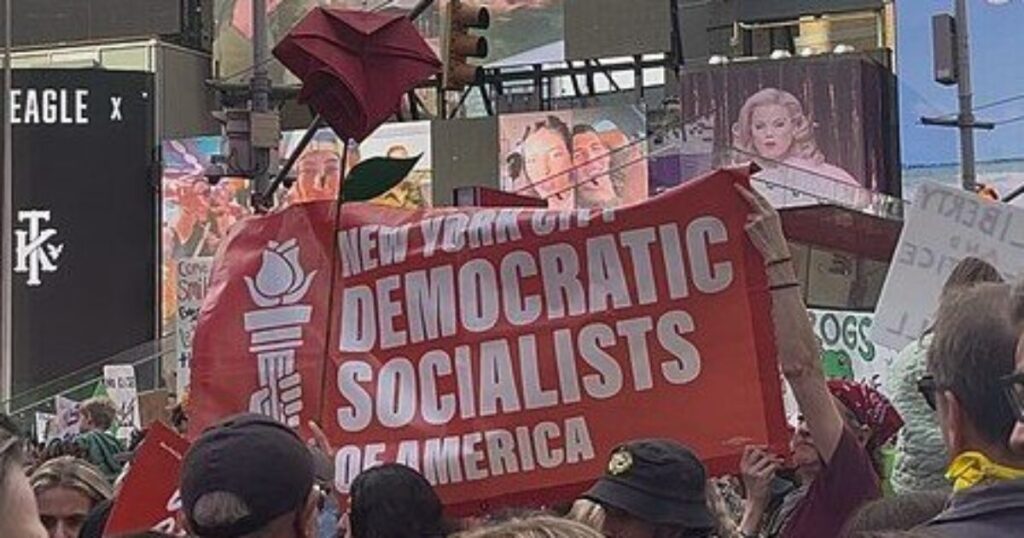 Poll Finds that a Third of Democratic Voters Now Identify as Democratic Socialists * The Gateway Pundit * by Jordan Conradson