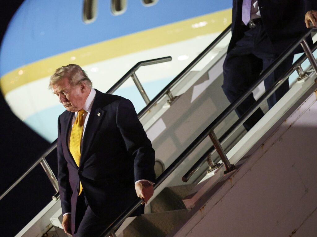 Iran threat prompted secret Trump flight from Turkiye: Reports | Donald Trump News