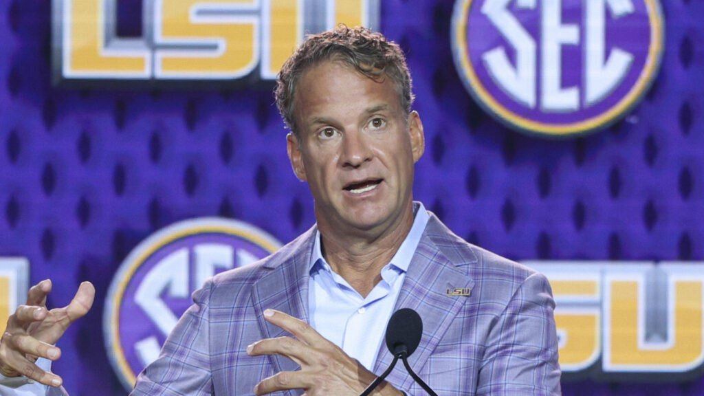 Lane Kiffin creates unnecessary drama over Jayden Daniels