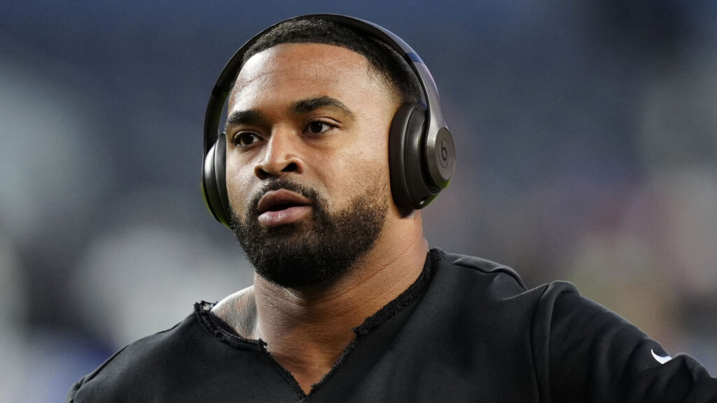 Push for grass should grow stronger after Jamal Adams injury