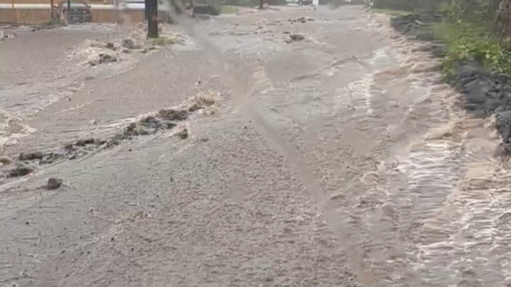 Hurricane Lala weakens to a tropical storm, but flooding persists in Hawaii | Weather News