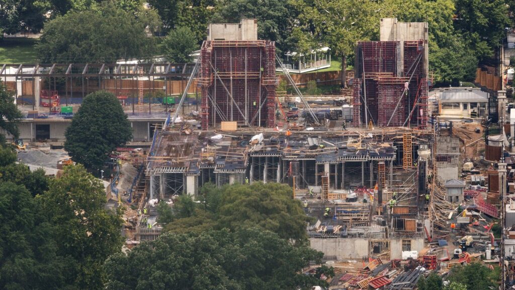 Appeals court blocks construction of White House ballroom