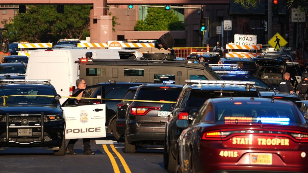 2 dead after multiple people shot at apartment building in downtown Minneapolis: Police