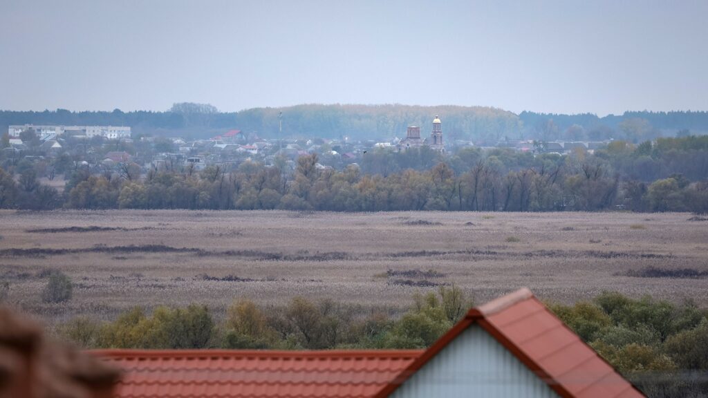 ‘The blockade is complete’: Locals flee occupied south Ukraine as hunger deepens