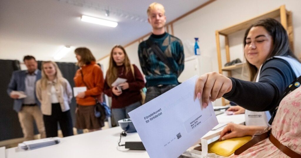 Centre-left opposition bloc leads in Swedish vote, poll shows | Government News