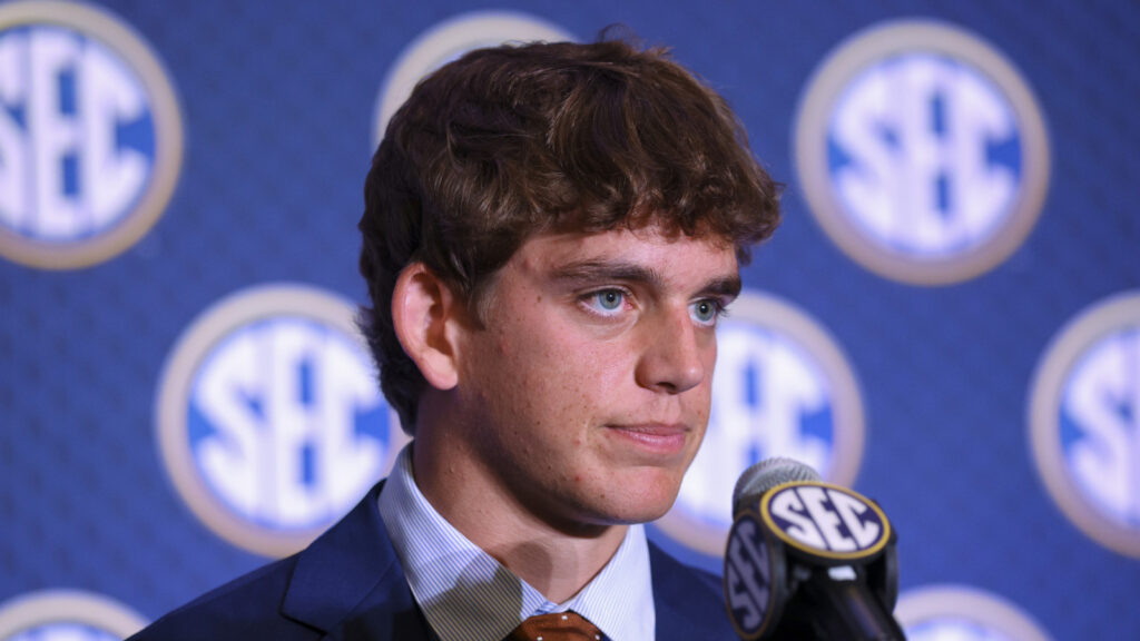 SEC hypocrisy on full display with Texas silence