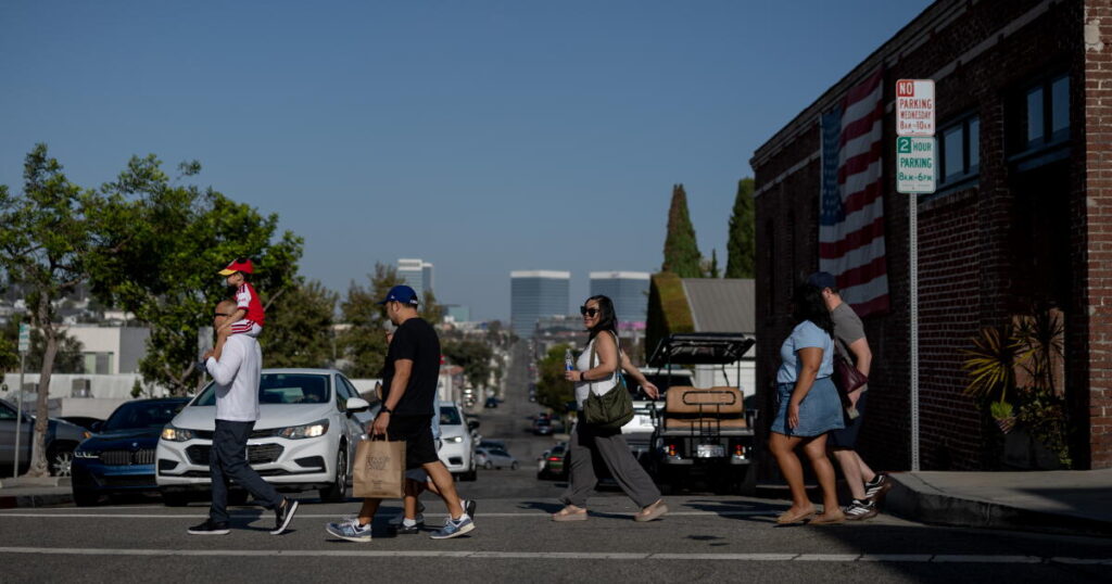 Letters to the Editor: Former mayor played a key role in El Segundo’s economic turnaround