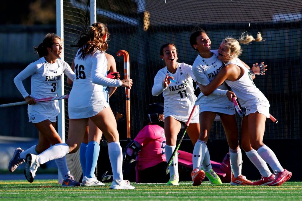 No. 6 Kellam Stuns Top-Ranked Ocean Lakes in Girls Volleyball