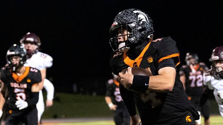 Iowa High School Football Top 25 Shakes Up in Week 10